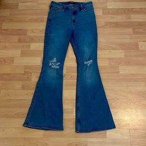 High-rise vintage flare size 7r (juniors) also known as 6r in women’s sizing